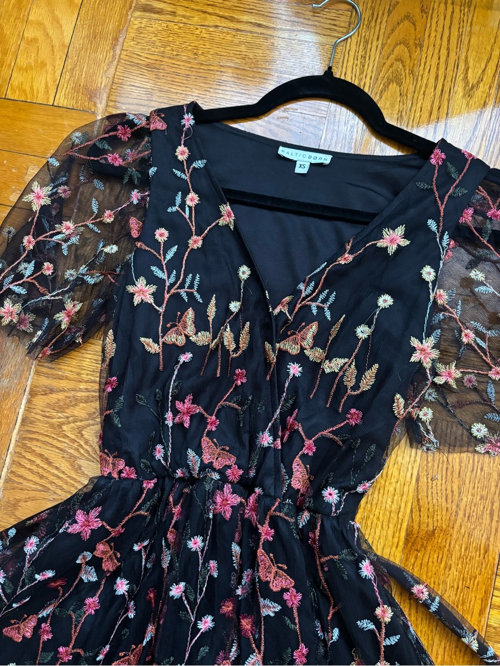 BALTIC BORN Chloe Floral Butterfly Embroidered Maxi Dress Black XS - Picture 2 of 5